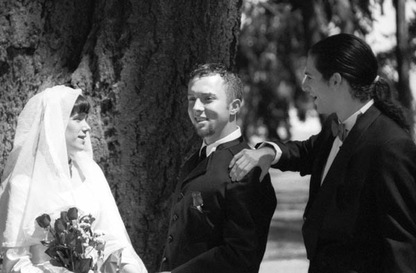 Best Man Congratulates the Couple (#200008050224)